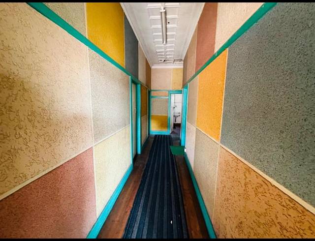 8 BEDROOM HOUSE FOR SALE IN GERMISTON STATION